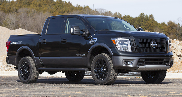 nissan titan pro 4x off road